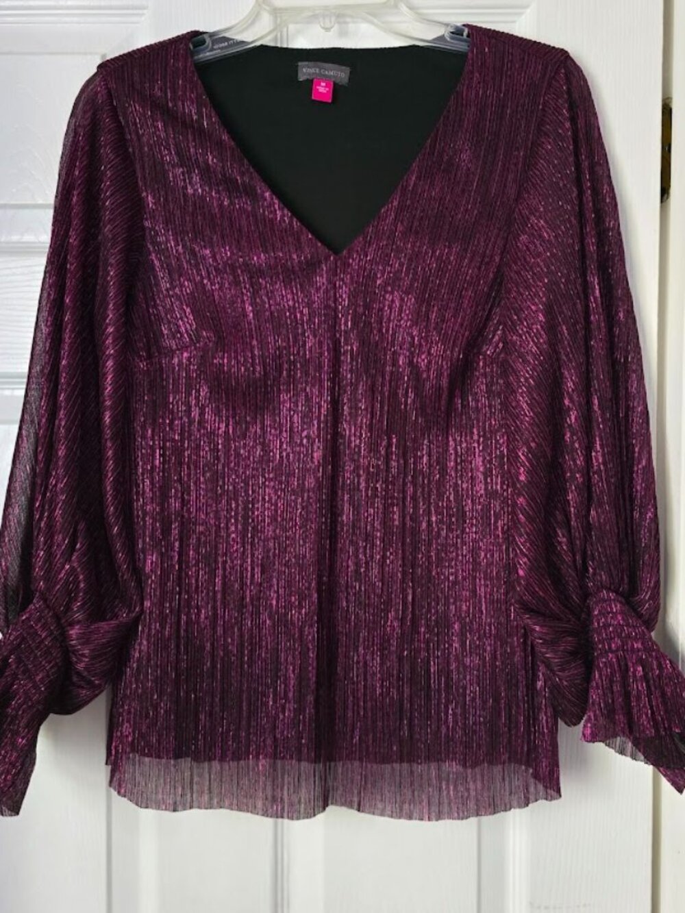 Vince Camuto Metallic Pleated V-Neck Balloon Sleeve Blouse - Medium NWOT